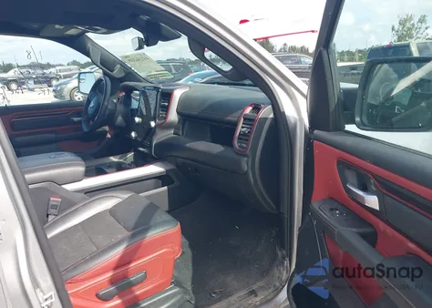 2025 Ram 1500 Rebel 4X4 5'7 Box z USA, uszkodzony, nr VIN 1C6SRFLP4SN581266